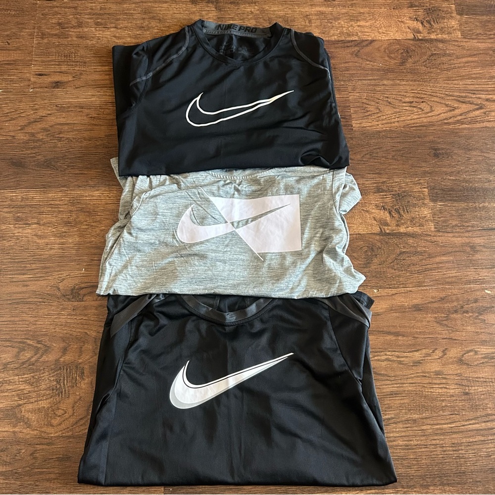 Boys long sleeved Nike shirts